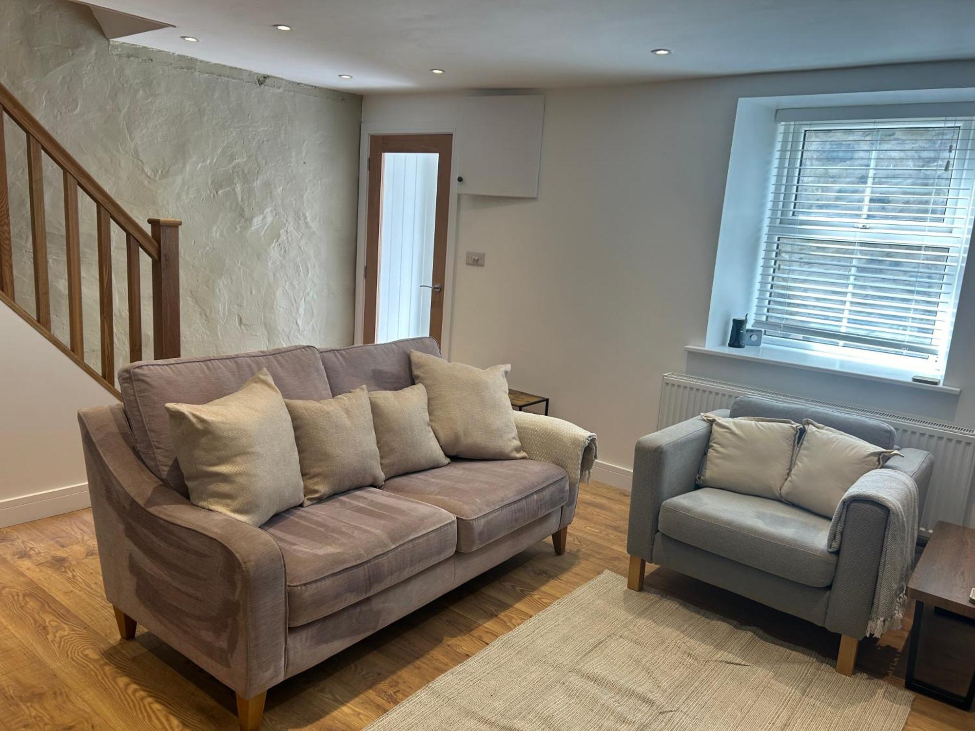 Llanllechid Cosy Modern Miners Cottage מראה חיצוני תמונה