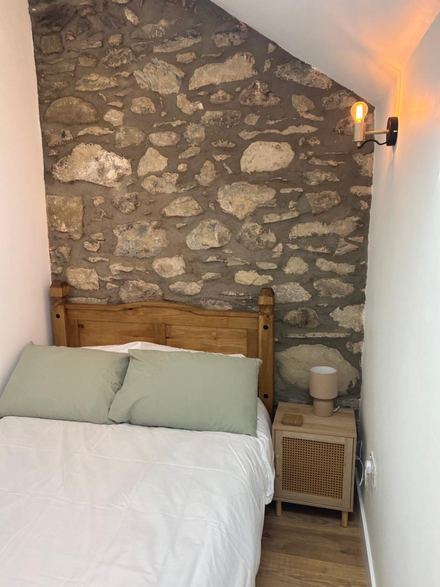 Llanllechid Cosy Modern Miners Cottage מראה חיצוני תמונה
